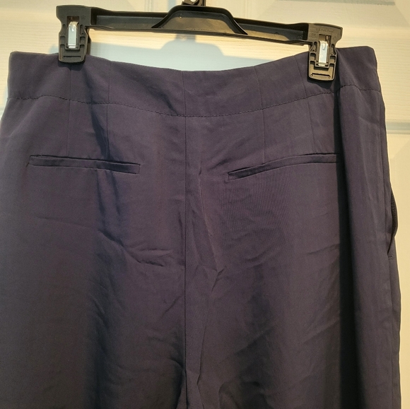 Women's Navy Pants. DKNY NWT - Picture 5 of 13
